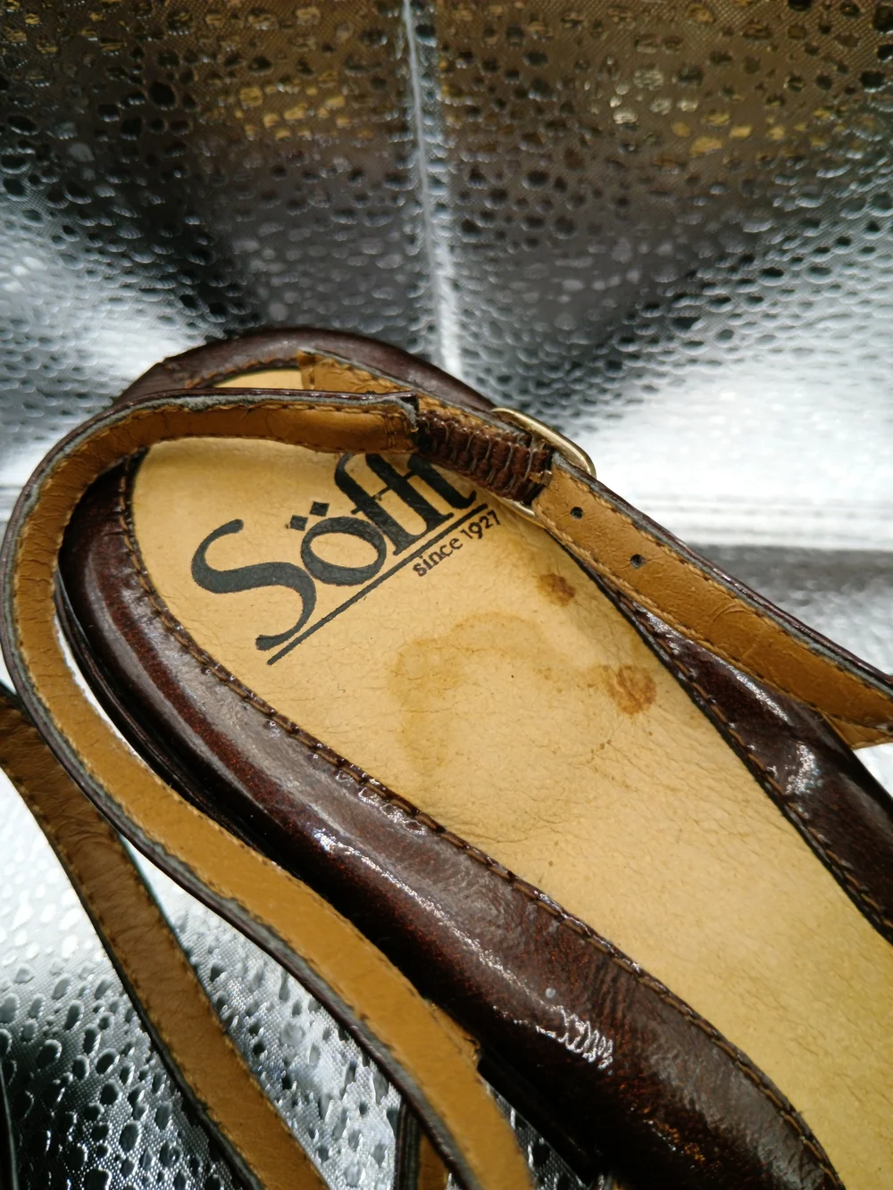 Sofft Dark Brown Patent Leather Buckle Sandals Women's Size 7